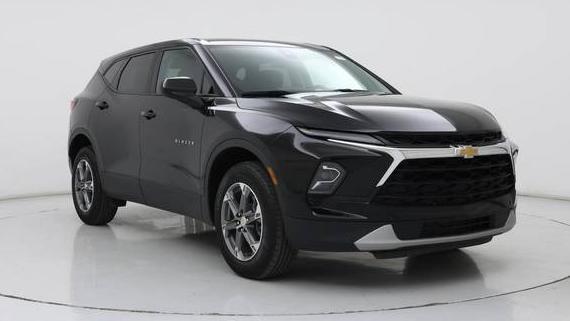 CHEVROLET BLAZER 2023 3GNKBCR47PS169419 image