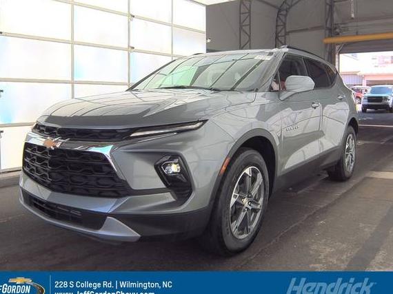 CHEVROLET BLAZER 2023 3GNKBCR47PS220420 image