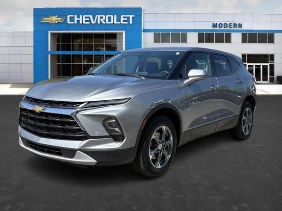 CHEVROLET BLAZER 2023 3GNKBCR45PS118629 image