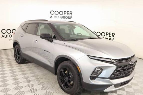 CHEVROLET BLAZER 2023 3GNKBCR44PS178630 image
