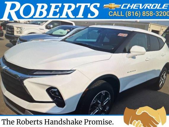 CHEVROLET BLAZER 2023 3GNKBCR43PS169840 image