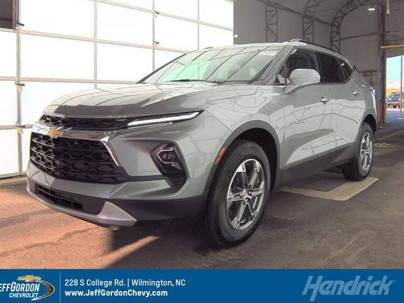 CHEVROLET BLAZER 2023 3GNKBCR44PS196707 image