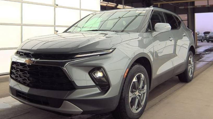 CHEVROLET BLAZER 2023 3GNKBJR48PS153329 image