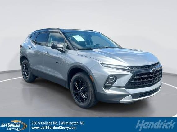 CHEVROLET BLAZER 2023 3GNKBCR44PS227714 image