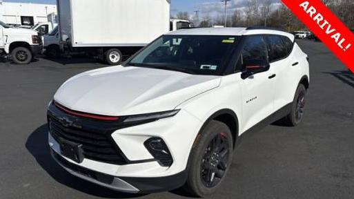 CHEVROLET BLAZER 2023 3GNKBHR43PS235543 image