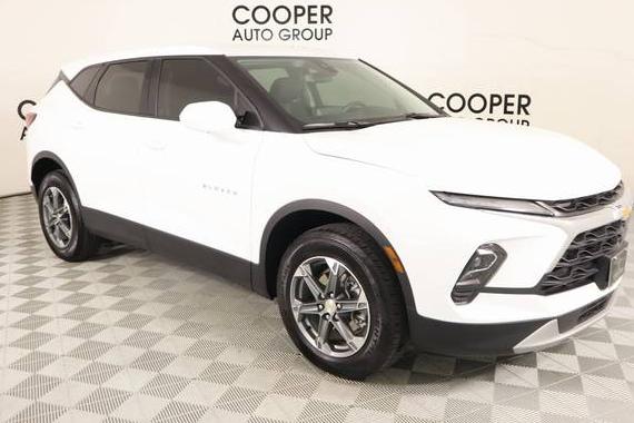 CHEVROLET BLAZER 2023 3GNKBCR41PS174440 image