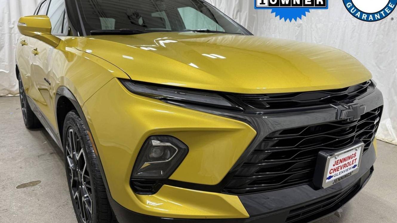 CHEVROLET BLAZER 2023 3GNKBKRS5PS147119 image