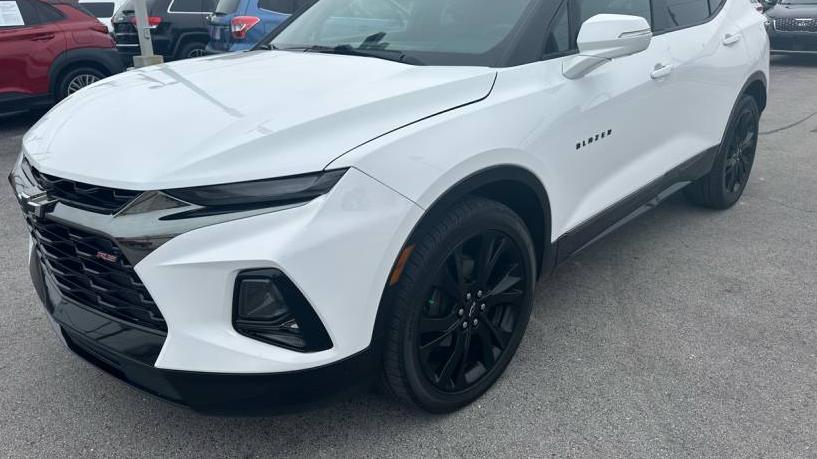 CHEVROLET BLAZER 2019 3GNKBJRS0KS585159 image