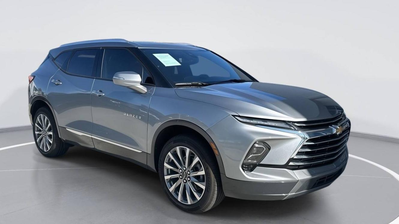 CHEVROLET BLAZER 2024 3GNKBFR47RS181056 image