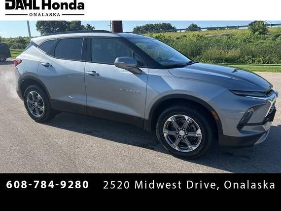 CHEVROLET BLAZER 2024 3GNKBJRSXRS152474 image