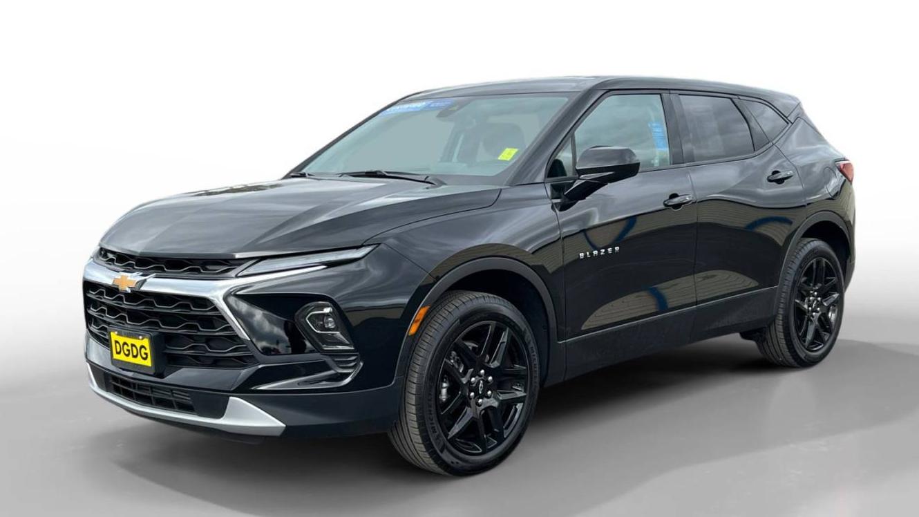 CHEVROLET BLAZER 2024 3GNKBCR45RS121677 image