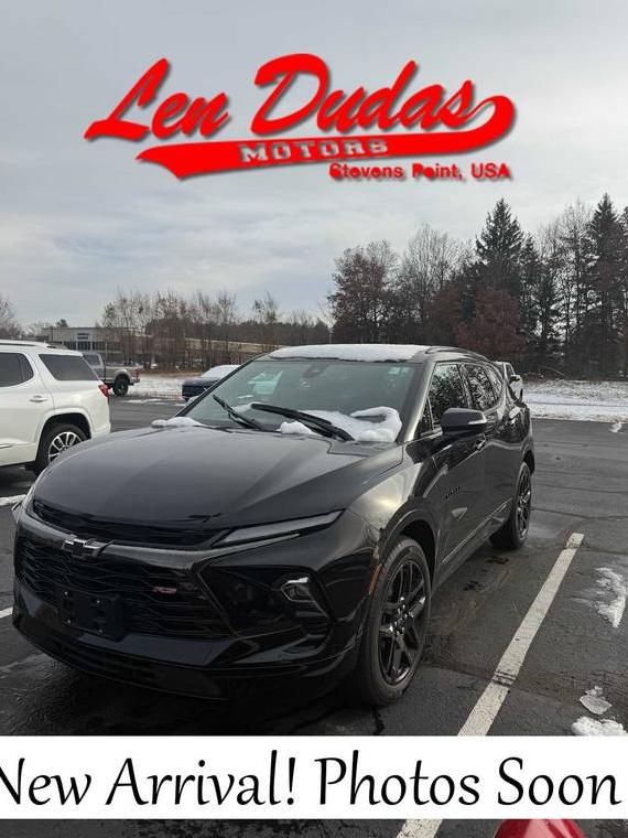 CHEVROLET BLAZER 2024 3GNKBKRS5RS144661 image CHEVROLET BLAZER 2024 3GNKBKRS5RS144661 image