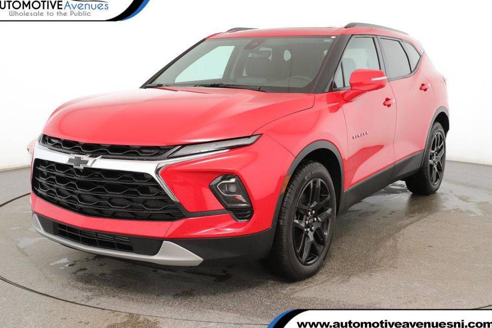 CHEVROLET BLAZER 2024 3GNKBJR47RS188107 image