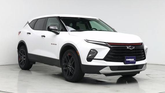 CHEVROLET BLAZER 2024 3GNKBHR41RS182845 image