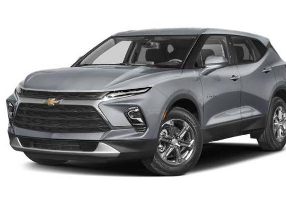 CHEVROLET BLAZER 2024 3GNKBHR44RS273091 image