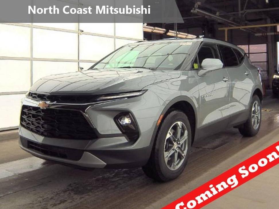 CHEVROLET BLAZER 2024 3GNKBCR43RS162499 image