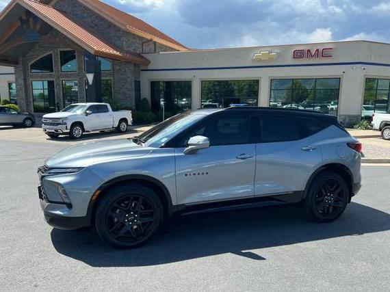 CHEVROLET BLAZER 2024 3GNKBKRS8RS125361 image CHEVROLET BLAZER 2024 3GNKBKRS8RS125361 image