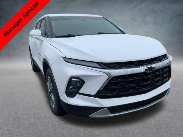 CHEVROLET BLAZER 2024 3GNKBCR42RS172084 image