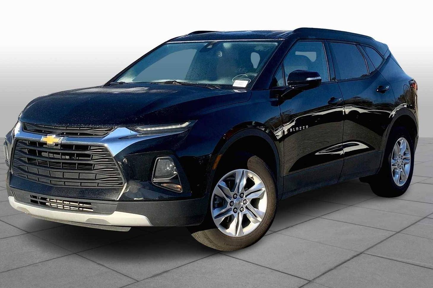 CHEVROLET BLAZER 2022 3GNKBCR44NS132955 image