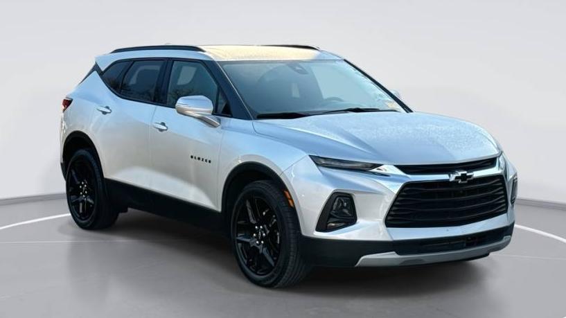 CHEVROLET BLAZER 2022 3GNKBJRS8NS180459 image