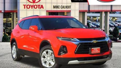 CHEVROLET BLAZER 2022 3GNKBCR44NS223000 image