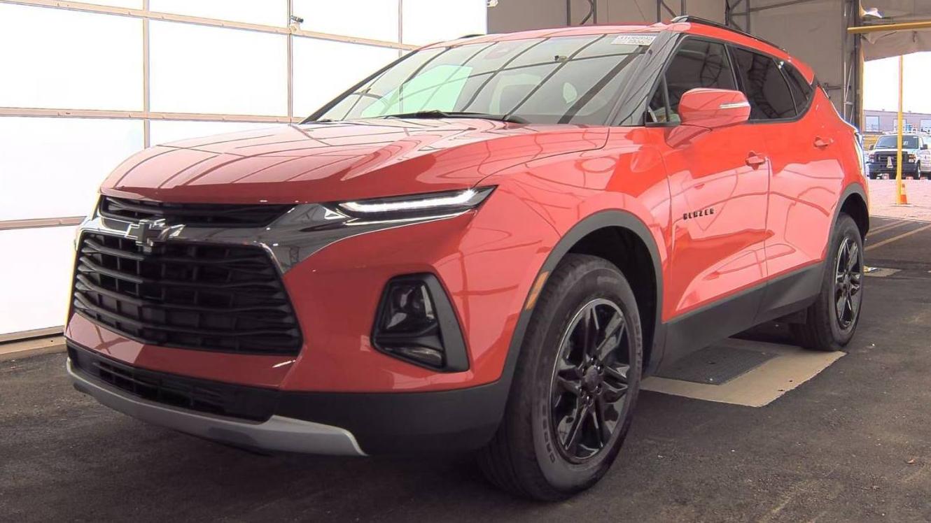 CHEVROLET BLAZER 2022 3GNKBCR44NS213597 image