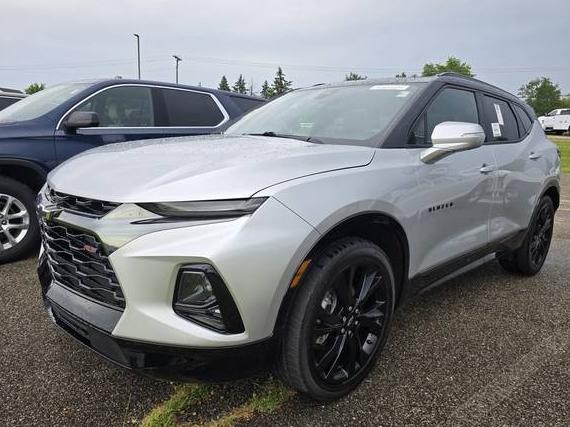 CHEVROLET BLAZER 2022 3GNKBKRS0NS179604 image