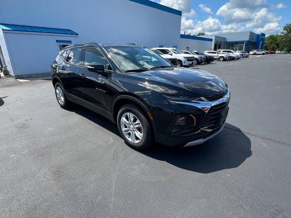 CHEVROLET BLAZER 2022 3GNKBHR46NS215381 image