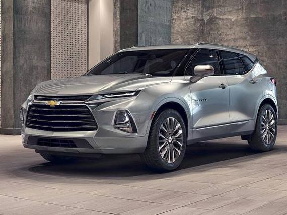 CHEVROLET BLAZER 2022 3GNKBHR43NS201180 image