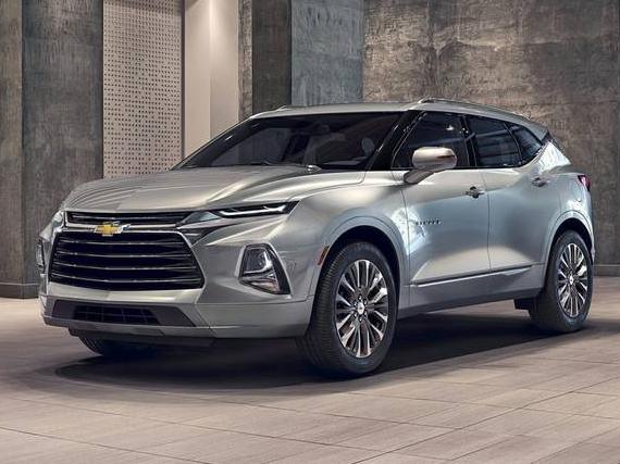CHEVROLET BLAZER 2022 3GNKBHR46NS136342 image