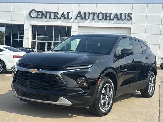 CHEVROLET BLAZER 2025 3GNKBCR44SS138279 image CHEVROLET BLAZER 2025 3GNKBCR44SS138279 image