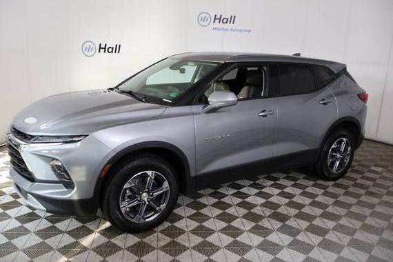 CHEVROLET BLAZER 2025 3GNKBHR47SS137883 image CHEVROLET BLAZER 2025 3GNKBHR47SS137883 image