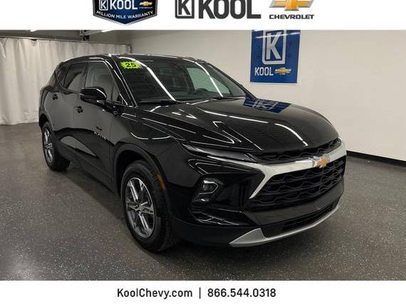 CHEVROLET BLAZER 2025 3GNKBHR40SS129091 image CHEVROLET BLAZER 2025 3GNKBHR40SS129091 image