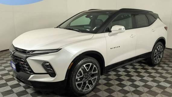CHEVROLET BLAZER 2025 3GNKBKRS7SS122246 image
