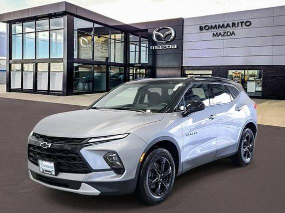 CHEVROLET BLAZER 2025 3GNKBHR46SS111906 image CHEVROLET BLAZER 2025 3GNKBHR46SS111906 image