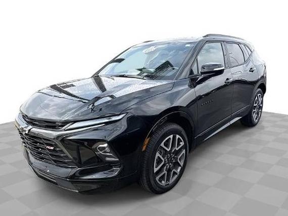 CHEVROLET BLAZER 2025 3GNKBKRS4SS110216 image