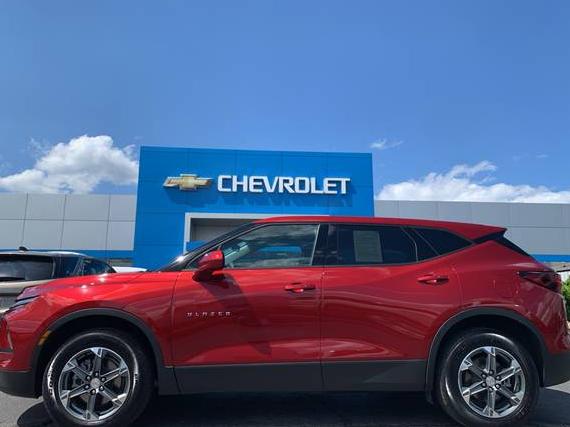 CHEVROLET BLAZER 2025 3GNKBHR49SS128733 image CHEVROLET BLAZER 2025 3GNKBHR49SS128733 image