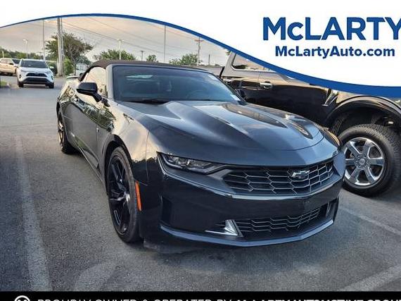CHEVROLET CAMARO 2023 1G1FB3DS0P0135922 image