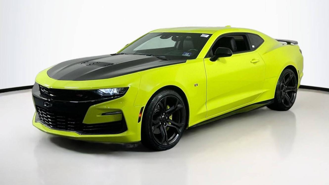 CHEVROLET CAMARO 2019 1G1FH1R76K0149615 image