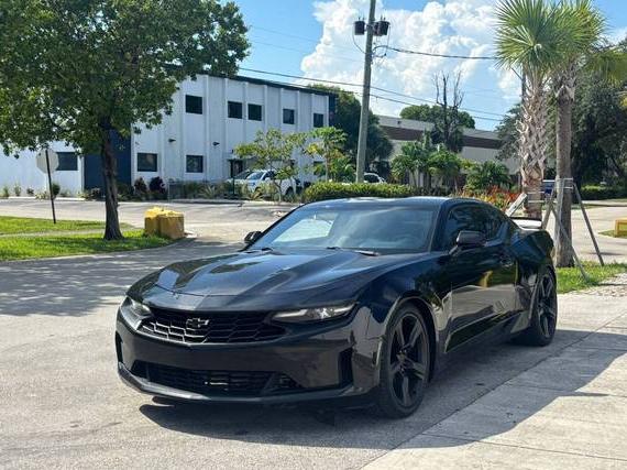 CHEVROLET CAMARO 2019 1G1FA1RS7K0121069 image