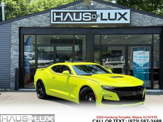CHEVROLET CAMARO 2019 1G1FH1R78K0149678 image