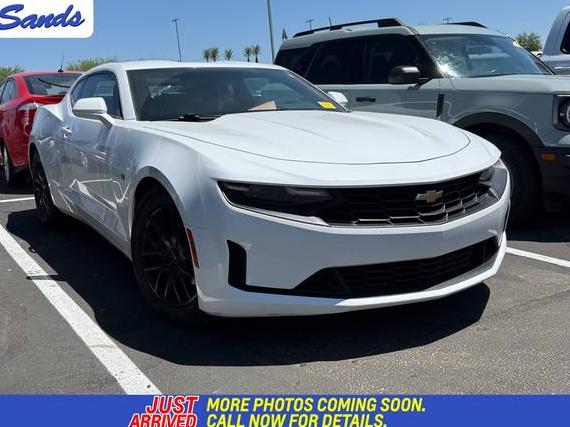 CHEVROLET CAMARO 2019 1G1FB1RX3K0158662 image