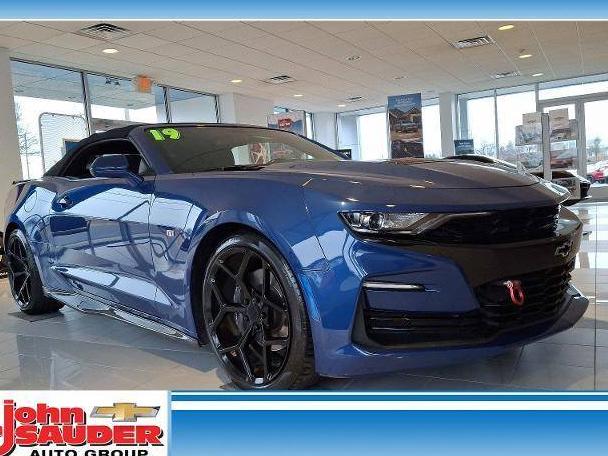 CHEVROLET CAMARO 2019 1G1FF3D71K0157582 image