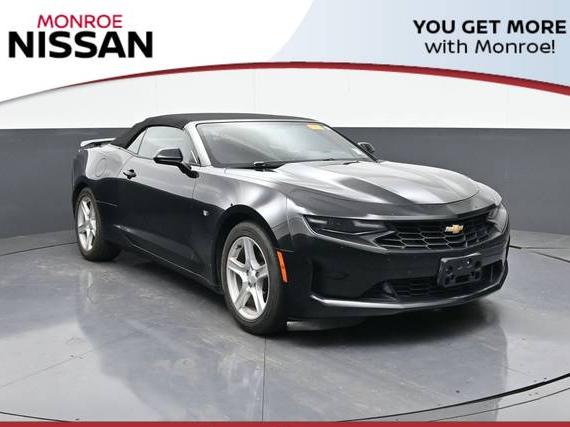 CHEVROLET CAMARO 2019 1G1FB3DS7K0120973 image
