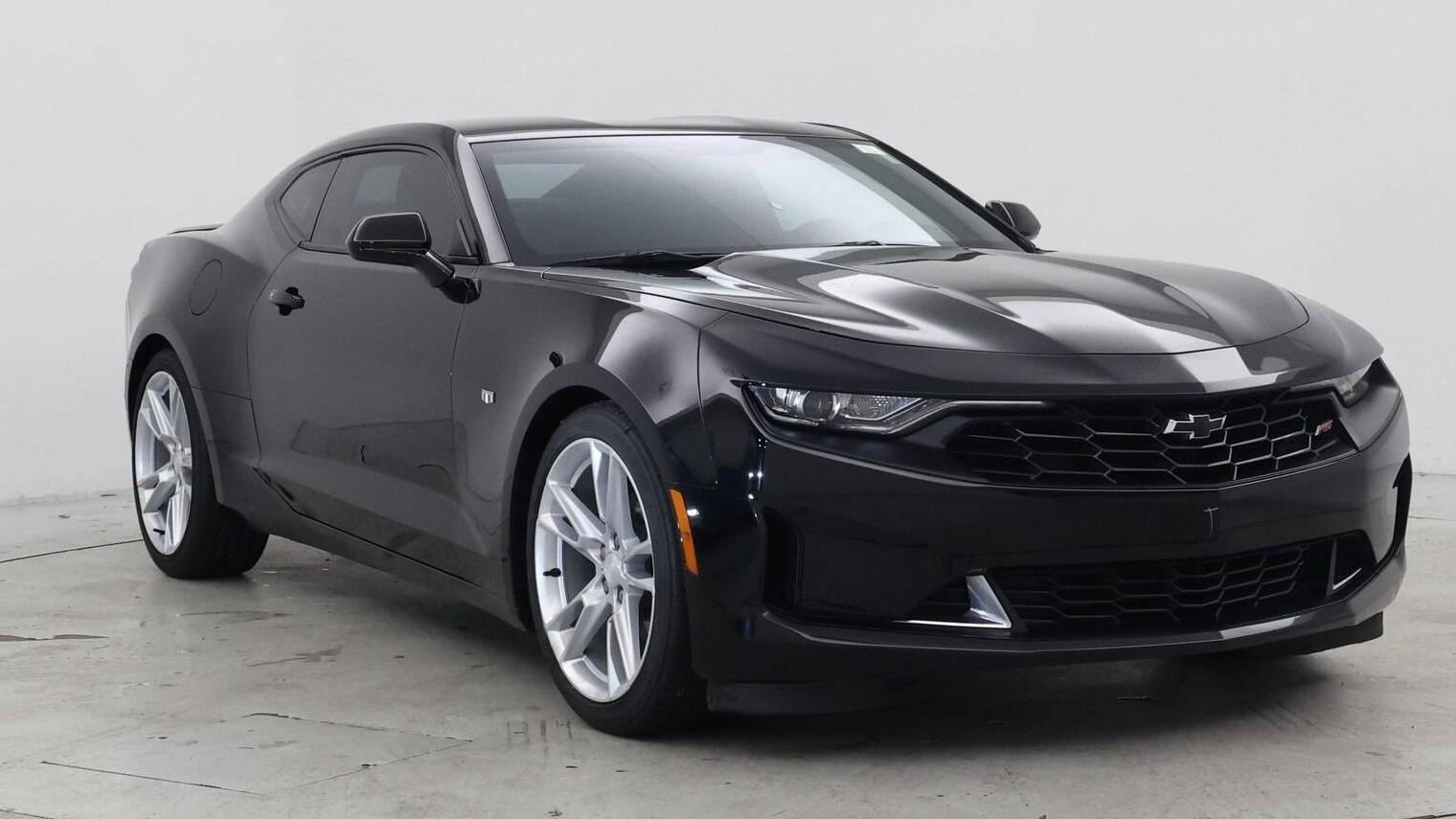 CHEVROLET CAMARO 2019 1G1FB1RSXK0121600 image