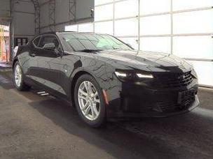 CHEVROLET CAMARO 2019 1G1FB1RX0K0135856 image