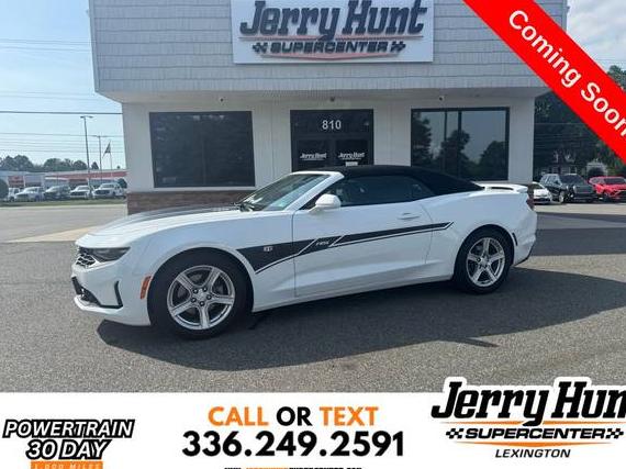 CHEVROLET CAMARO 2019 1G1FB3DX1K0119989 image