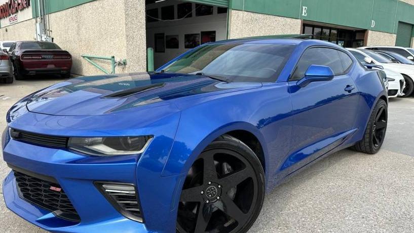 CHEVROLET CAMARO 2018 1G1FH1R72J0100426 image