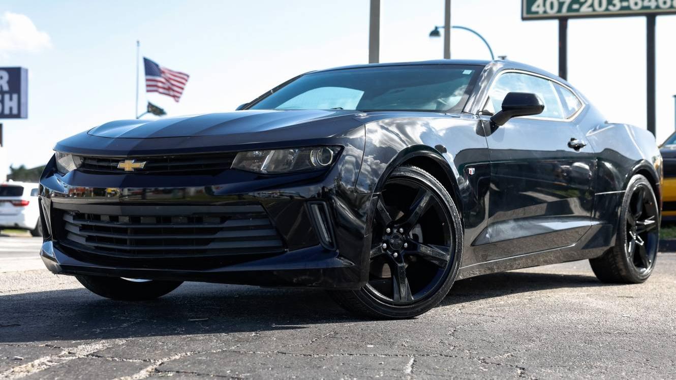 CHEVROLET CAMARO 2018 1G1FB1RX8J0113442 image