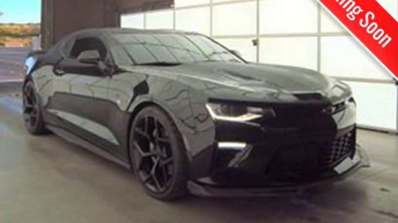 CHEVROLET CAMARO 2018 1G1FE1R74J0177937 image